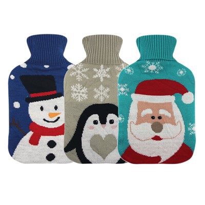 Coperture lavorate a maglia della borsa dell'acqua calda di Natale